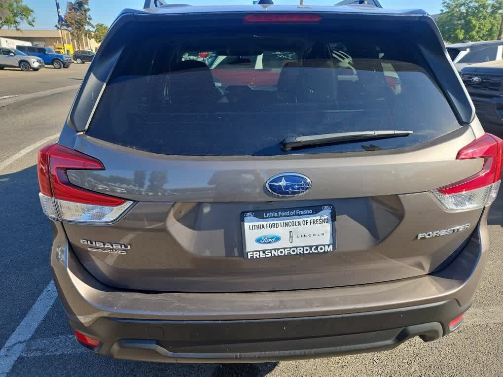 Used 2024 Subaru Forester Premium AWD/4WD image 7
