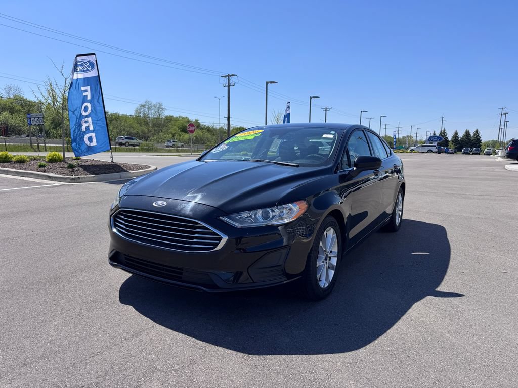Certified 2020 Ford Fusion SE FWD image 2