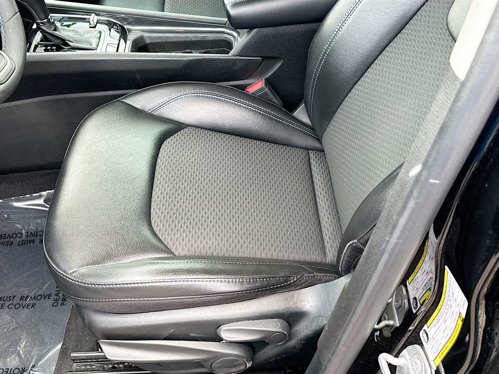 Used 2022 Jeep Compass Latitude image 16