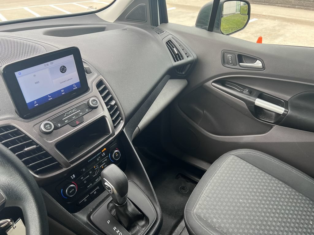 Certified 2020 Ford Transit Connect XLT FWD image 20
