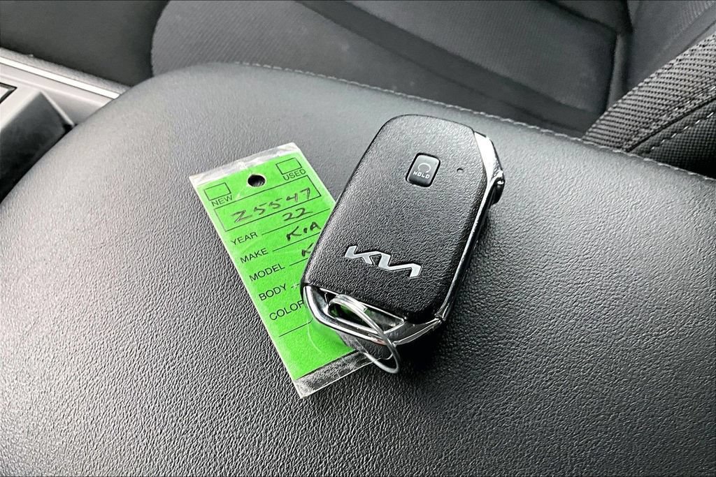 Used 2022 Kia K5 LXS FWD image 12