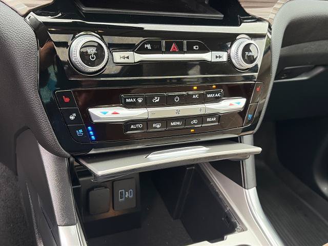 Certified 2023 Ford Explorer Limited w/ Equipment Group 301A AWD/4WD image 13