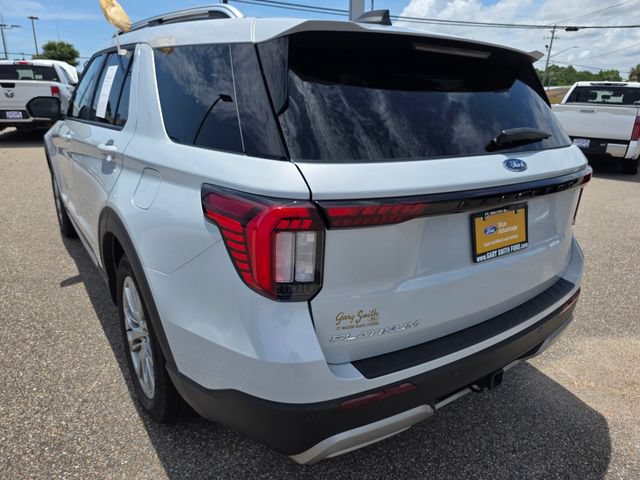 Certified 2025 Ford Explorer Platinum RWD image 6