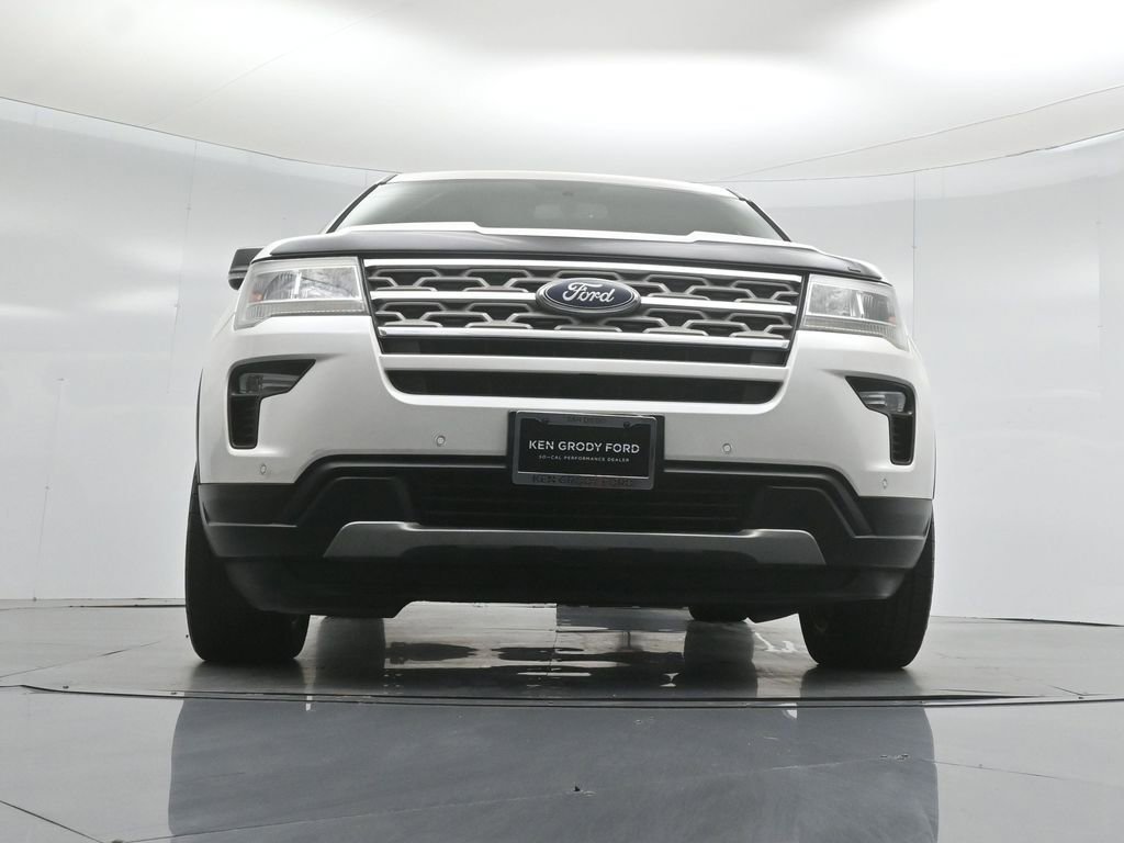 Certified 2018 Ford Explorer XLT w/ Equipment Group 202A FWD image 45