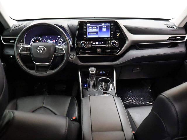 Used 2022 Toyota Highlander XLE image 34