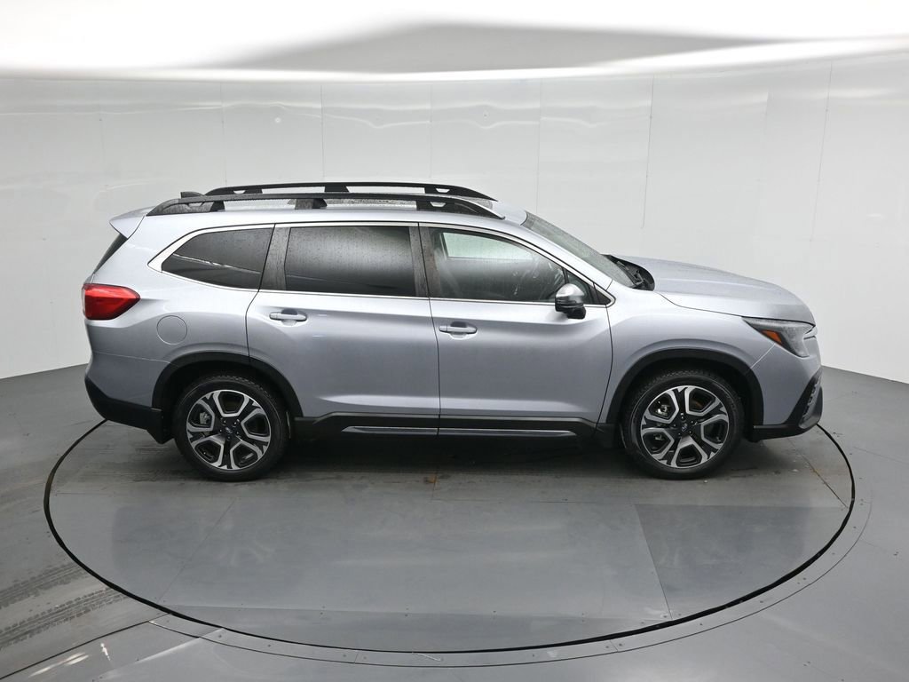 Used 2023 Subaru Ascent Limited w/ Technology Package image 10