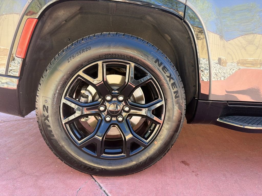 Used 2023 Jeep Wagoneer Series II image 38