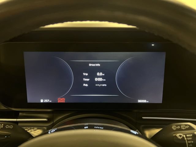 Used 2024 Kia Carnival SX Prestige FWD image 16