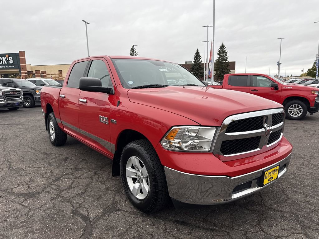 Used 2017 RAM 1500 Classic SLT image 4