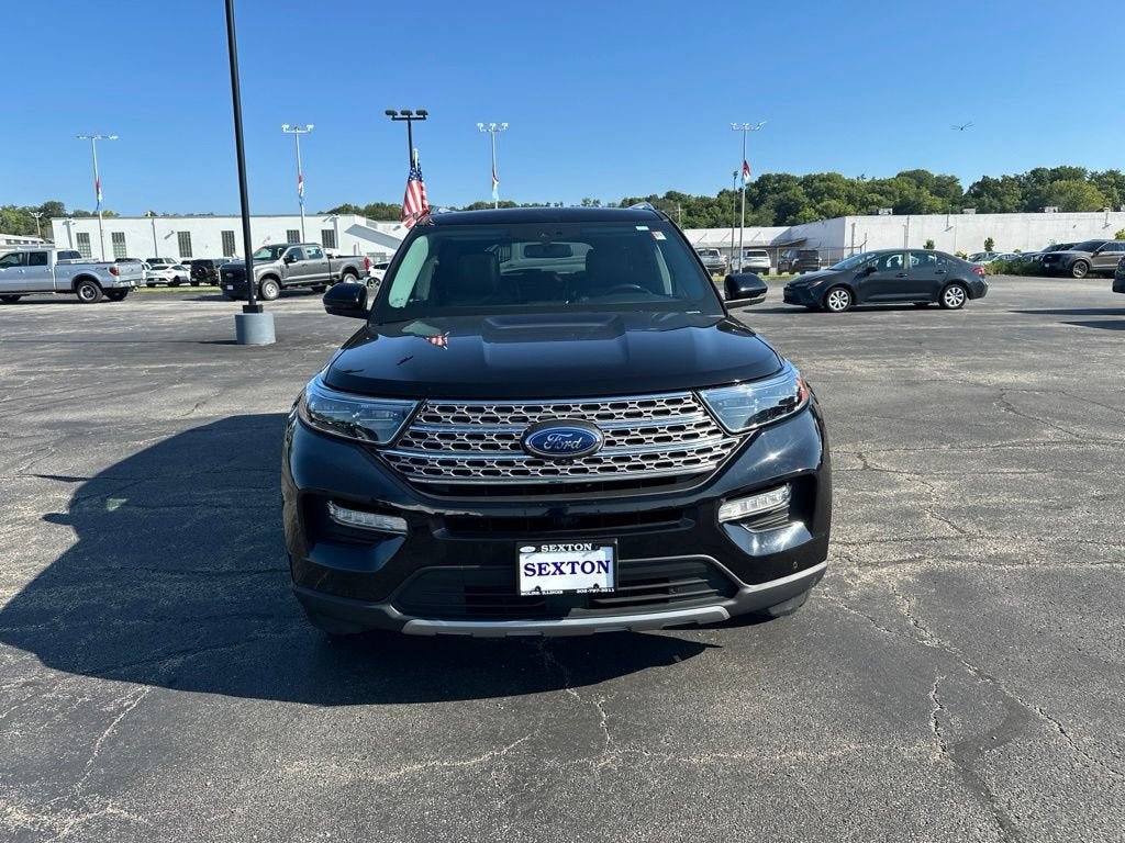 Certified 2022 Ford Explorer Limited w/ Hybrid Equipment Group 310A AWD/4WD image 2