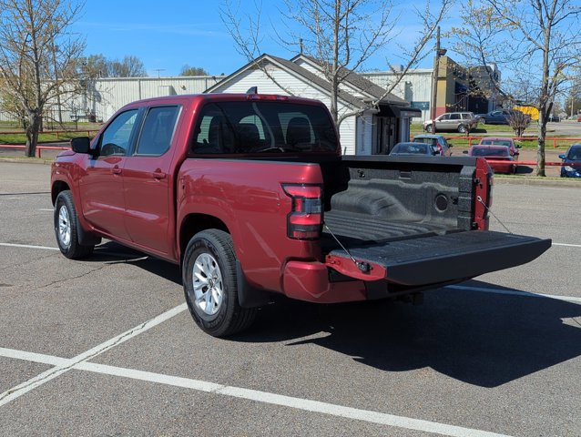 Used 2024 Nissan Frontier SV w/ Technology Package image 9