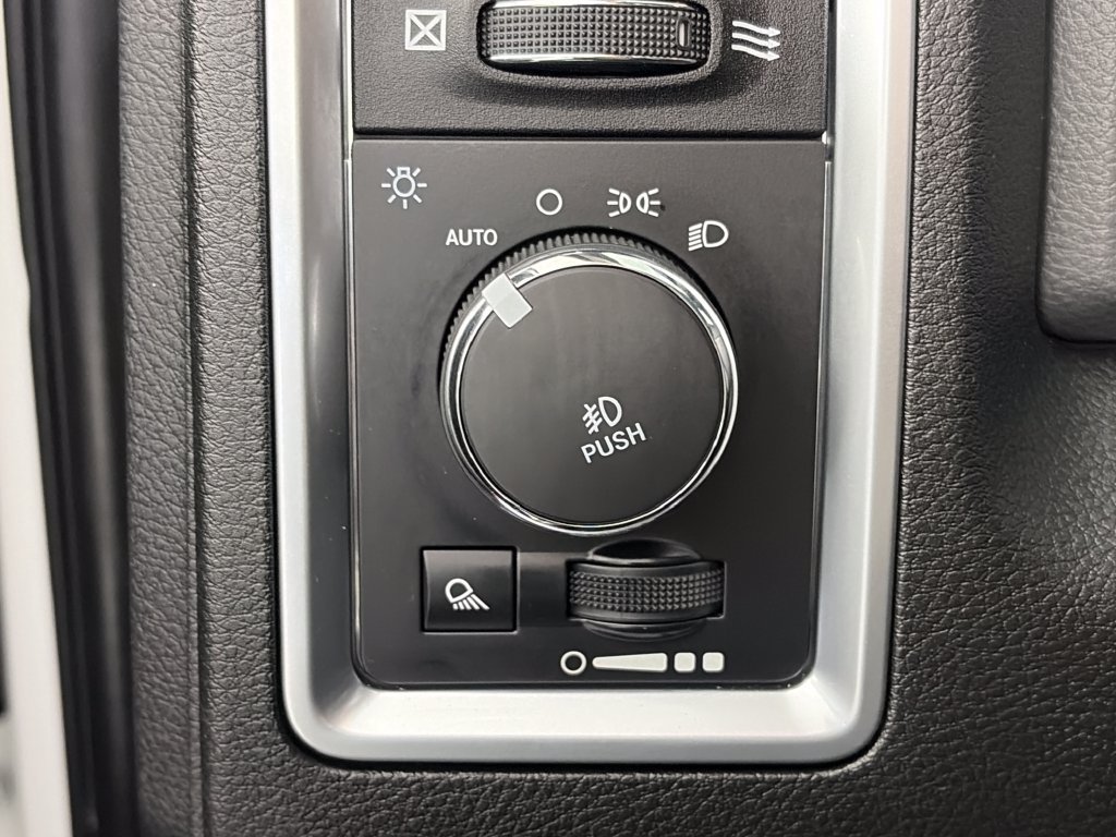 Used 2017 RAM 2500 Big Horn AWD/4WD image 23