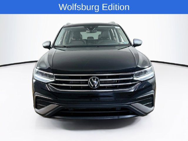 Used 2024 Volkswagen Tiguan Wolfsburg Edition AWD/4WD image 2