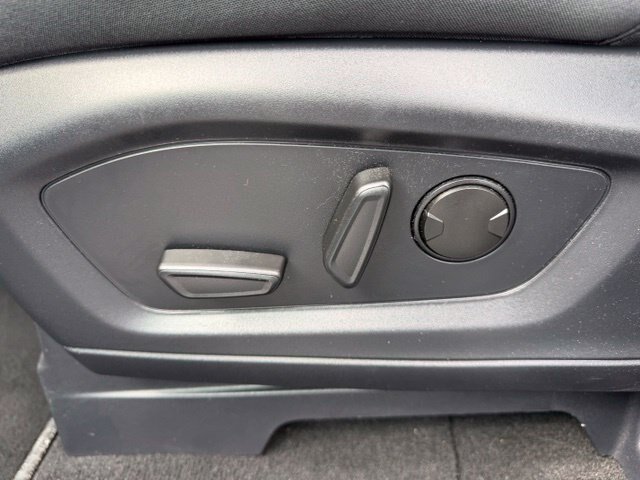 Certified 2025 Ford Explorer Active AWD/4WD image 6