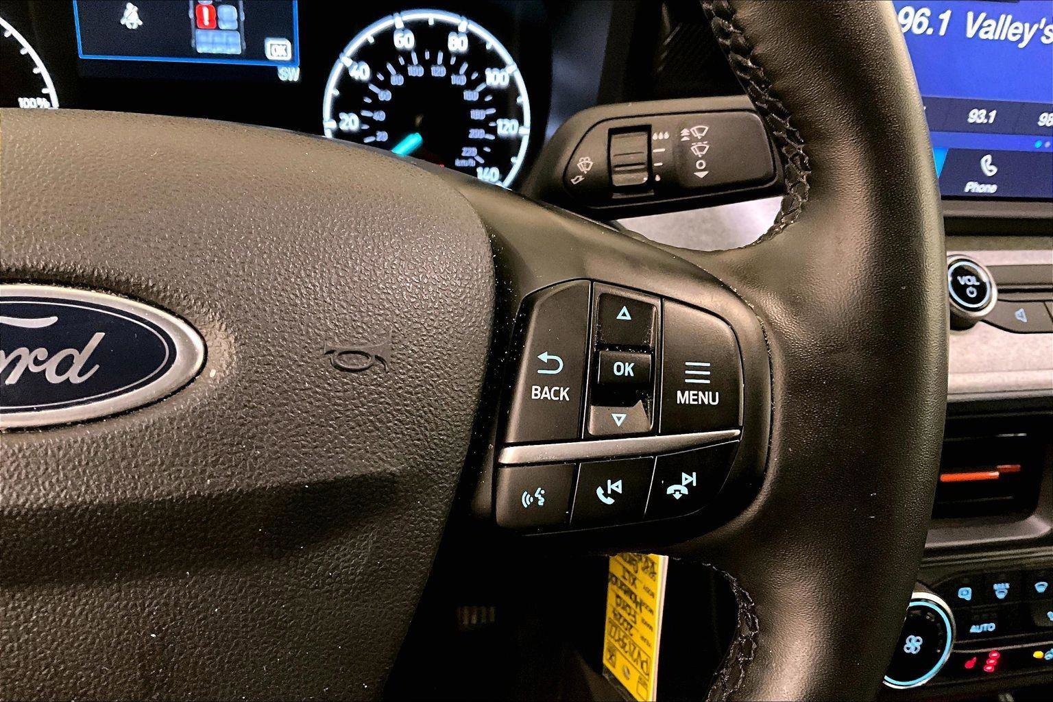 Certified 2024 Ford Maverick XLT w/ XLT Luxury Package image 18