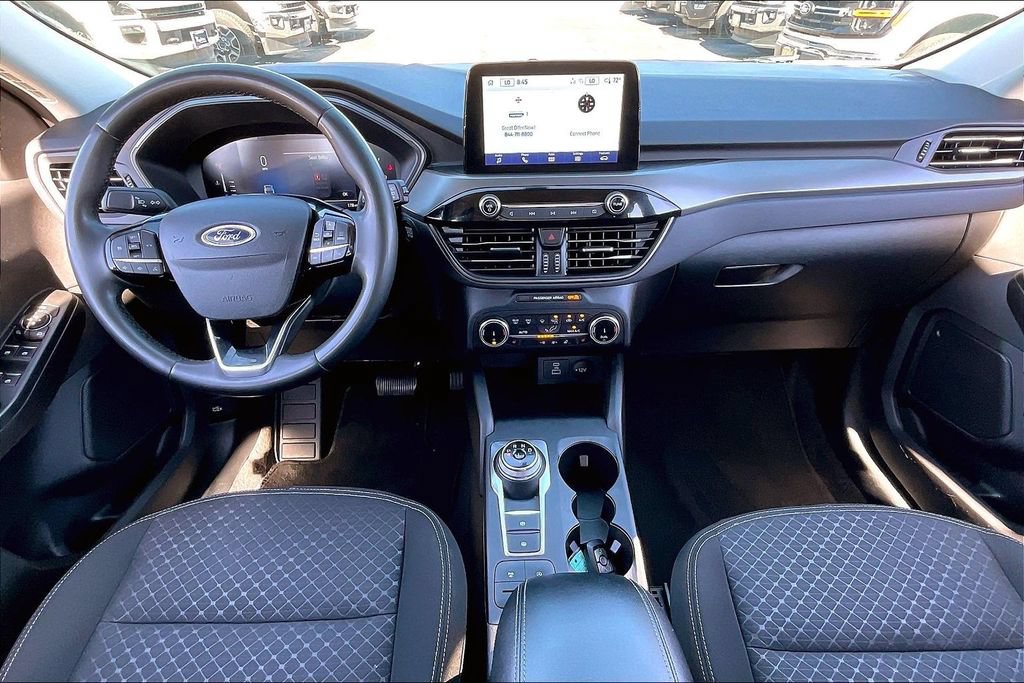 Certified 2023 Ford Escape Active AWD/4WD image 14