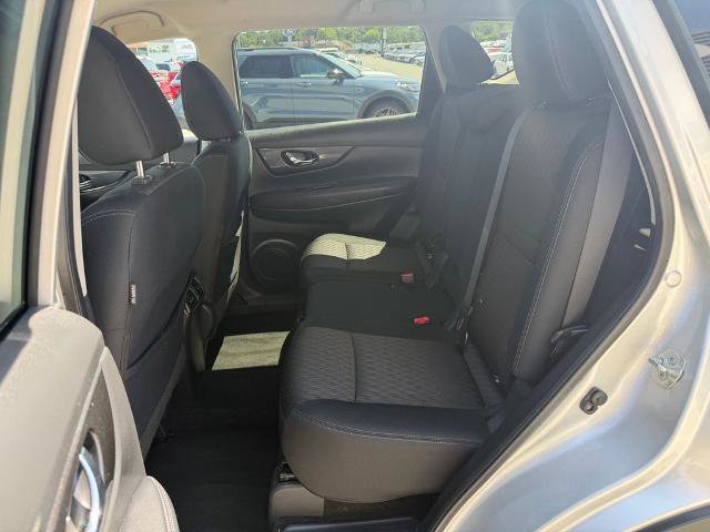Used 2018 Nissan Rogue SV w/ Premium Package AWD/4WD image 13