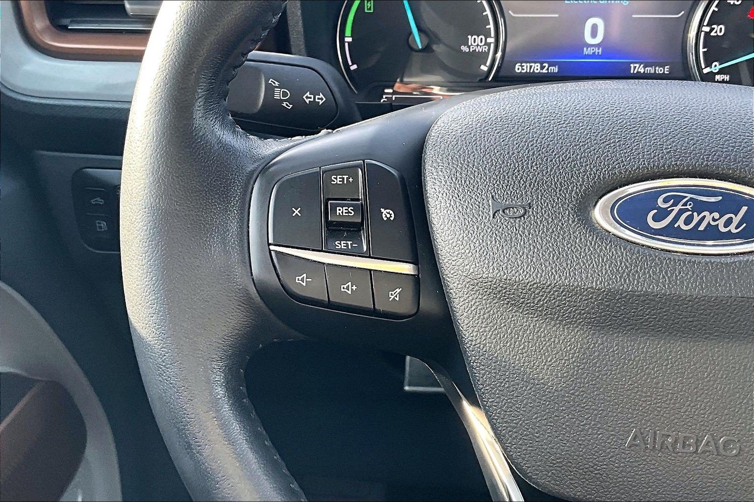 Certified 2022 Ford Maverick Lariat FWD image 12