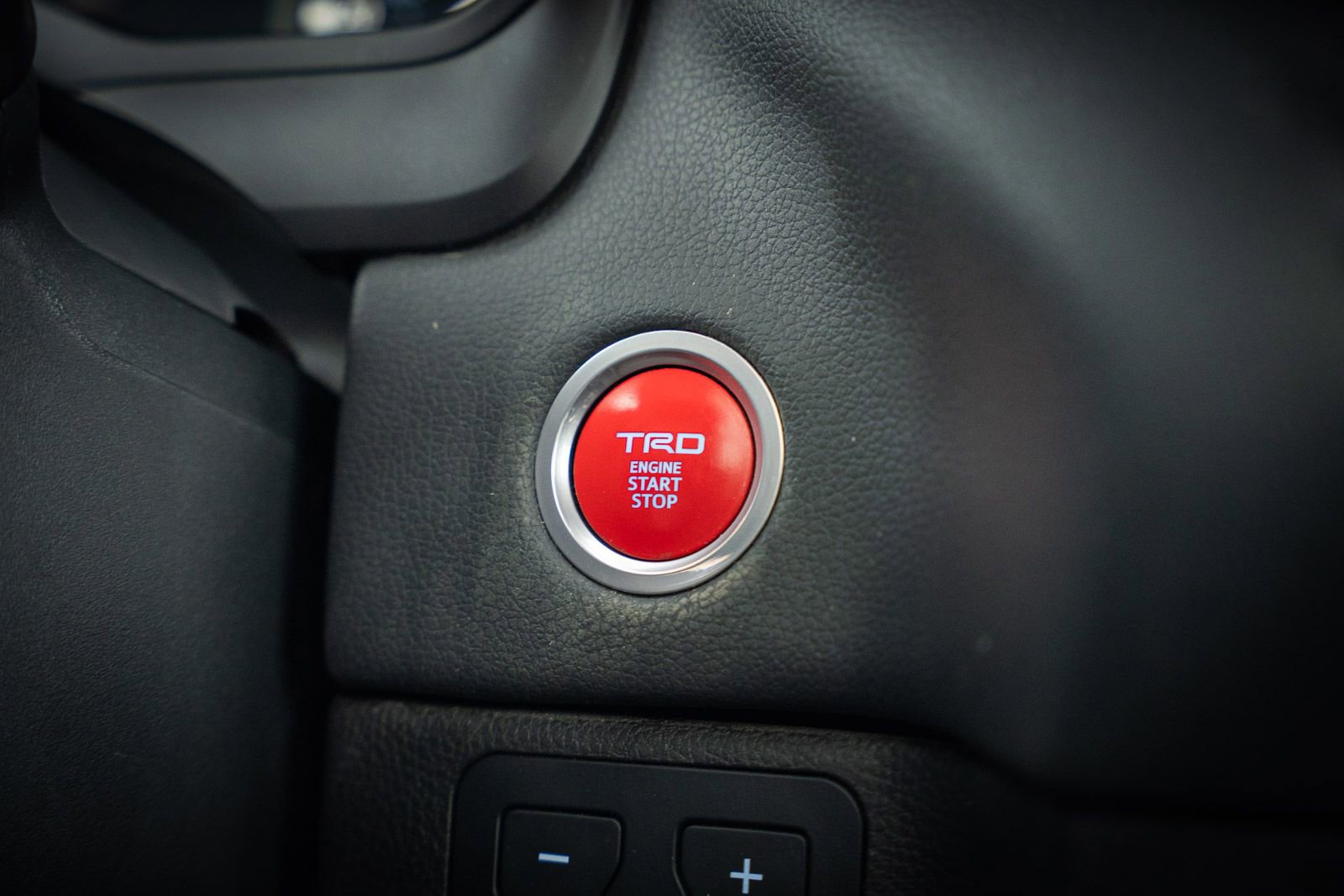 Used 2022 Toyota Tundra Limited w/ TRD Off-Road Package AWD/4WD image 43