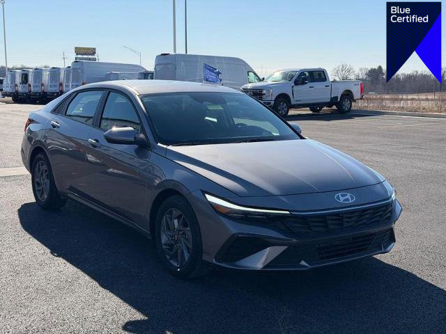 Used 2024 Hyundai Elantra SEL image 1
