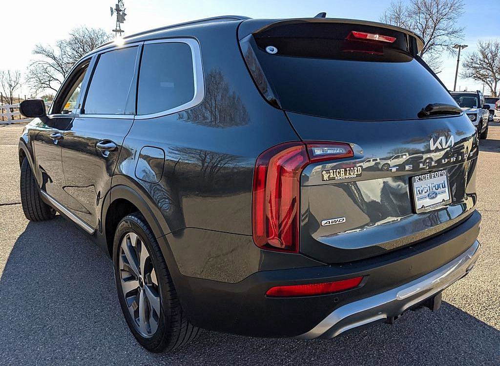 Used 2022 Kia Telluride S image 3