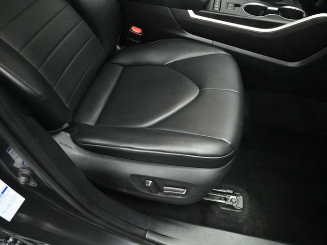 Used 2021 Toyota Highlander XLE AWD/4WD image 33
