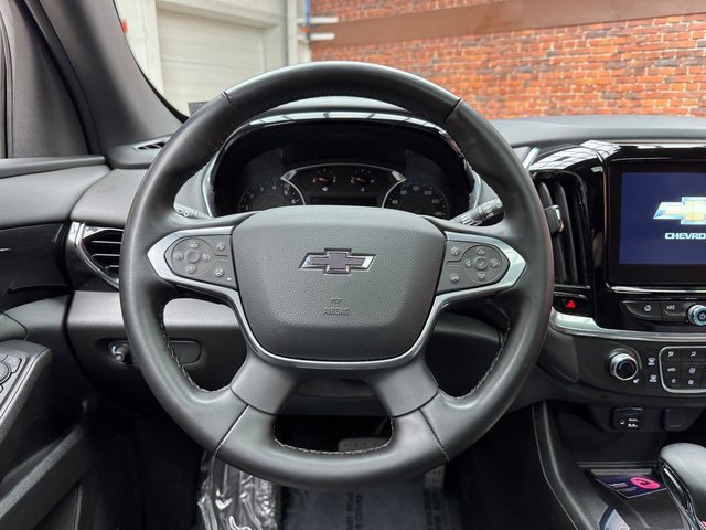 Used 2023 Chevrolet Traverse RS image 15