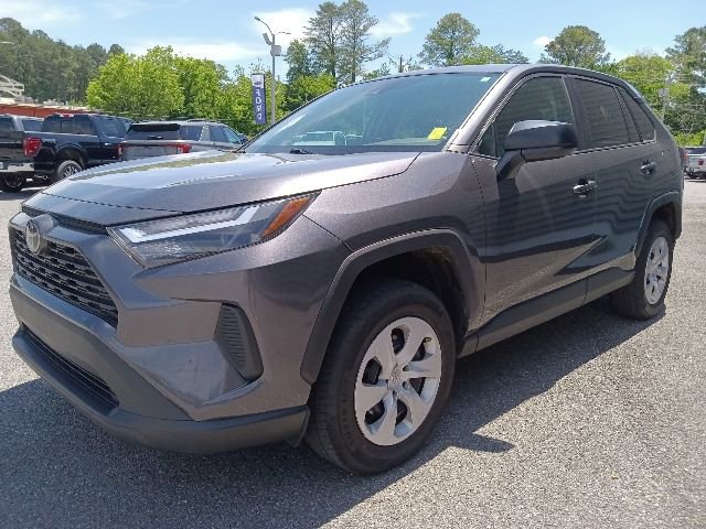 Used 2024 Toyota RAV4 LE FWD image 7