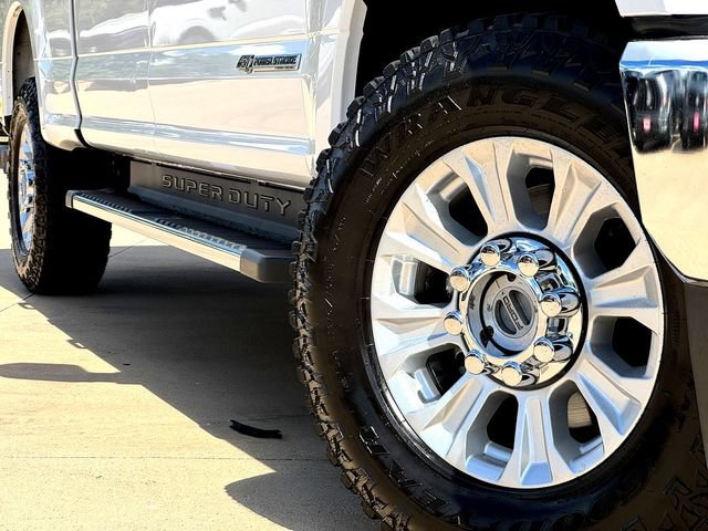 Certified 2020 Ford F250 XL w/ STX Appearance Package AWD/4WD image 7