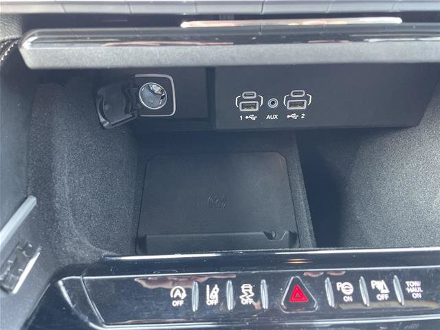 Used 2022 Jeep Wagoneer Series I w/ Convenience Group I AWD/4WD image 31
