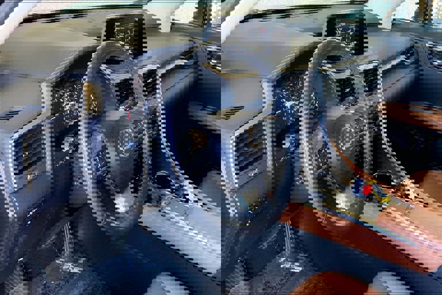 Used 2022 Lexus RX 350 AWD w/ Premium Package image 17