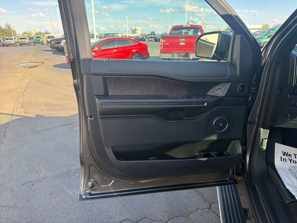 Certified 2020 Ford Expedition Max Limited w/ Special Edition Package AWD/4WD image 13