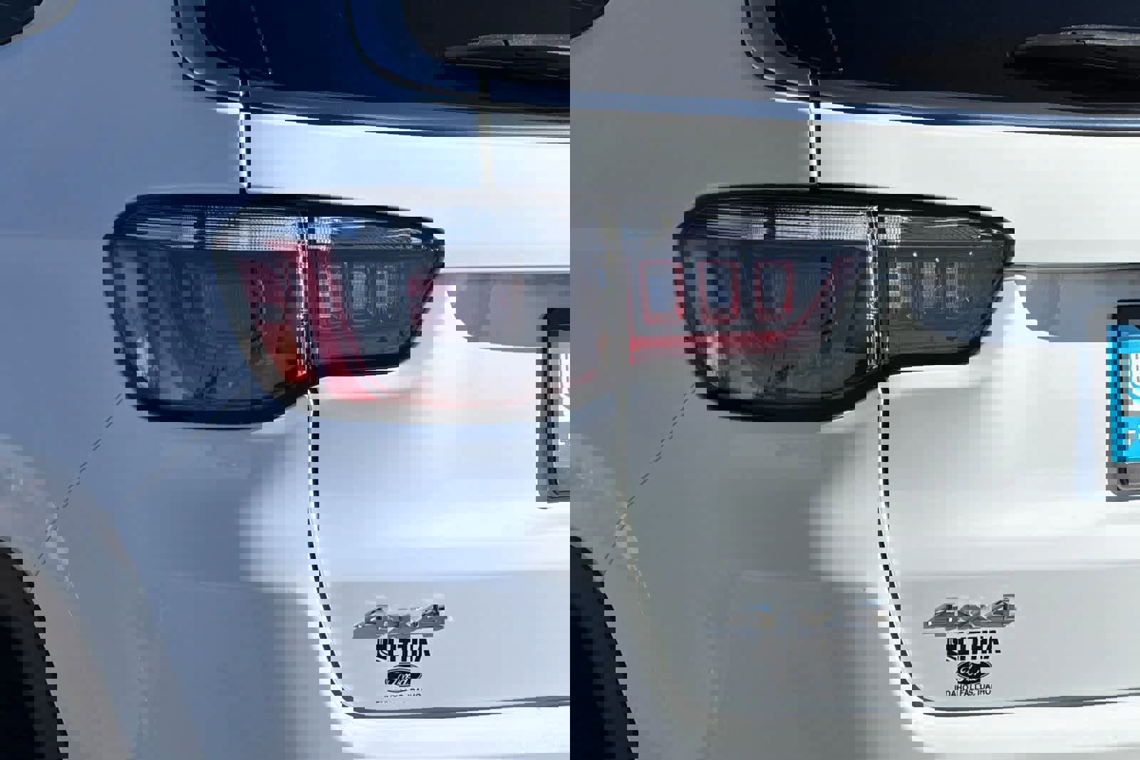 Used 2023 Jeep Compass Latitude image 27