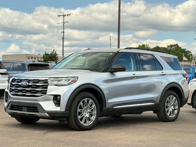 Certified 2025 Ford Explorer Active w/ Active Comfort Package AWD/4WD image 44