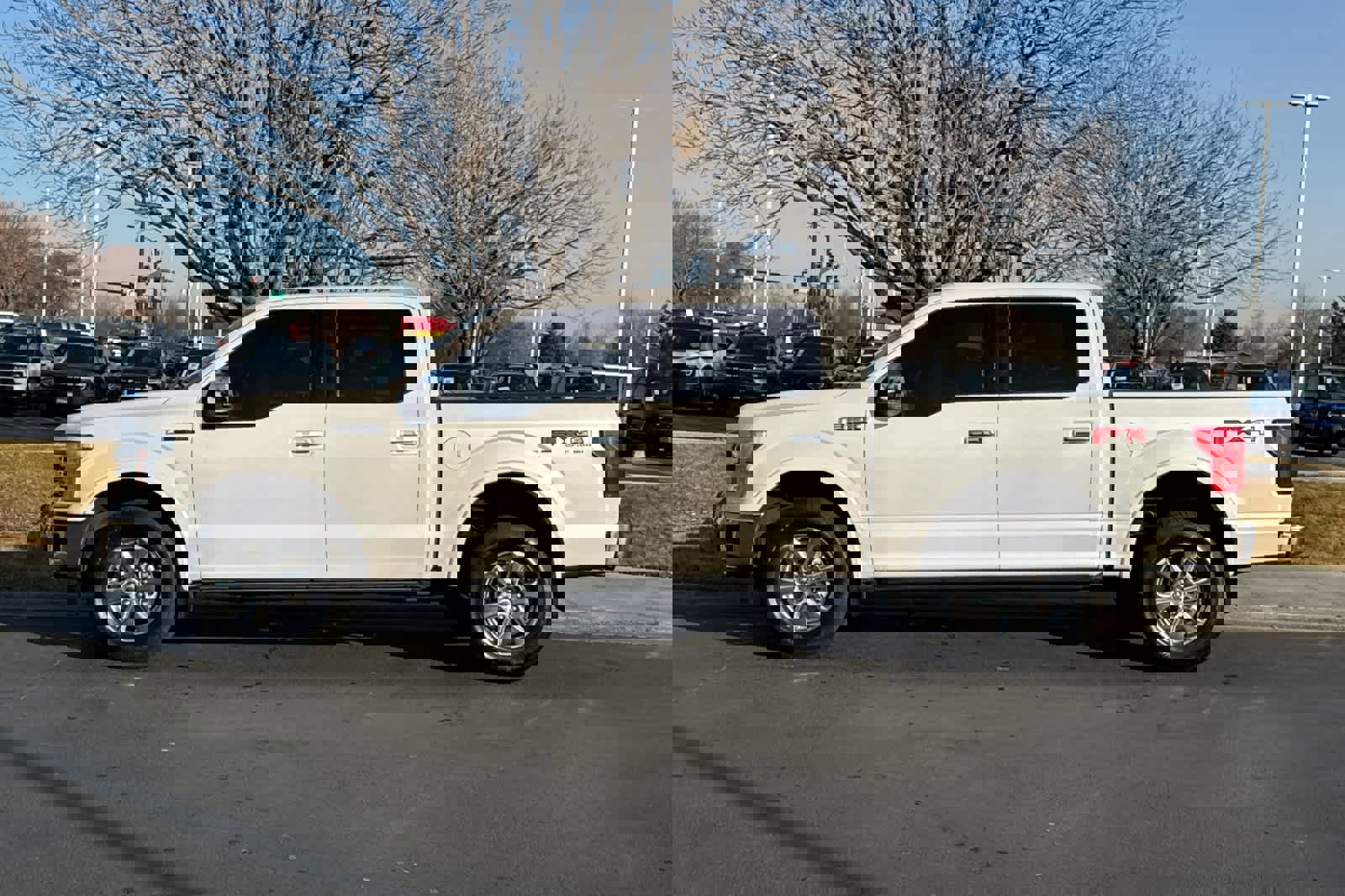 Certified 2019 Ford F150 Lariat w/ Equipment Group 502A Luxury image 2