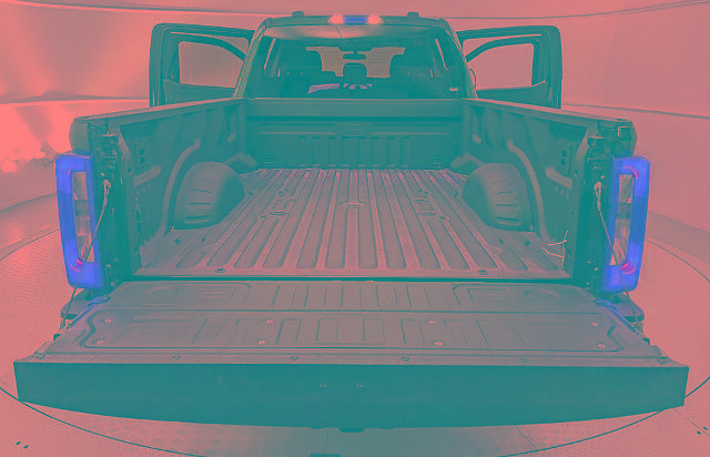 Certified 2025 Ford F350 XLT image 7