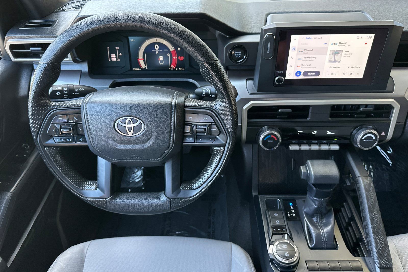 Used 2025 Toyota Tacoma SR5 AWD/4WD image 16