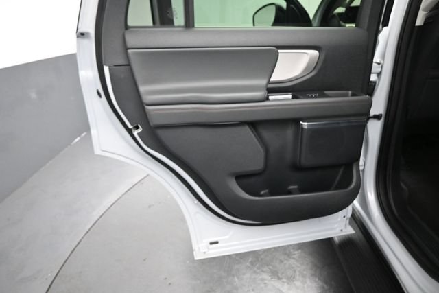 Certified 2025 Ford Expedition Active AWD/4WD image 23