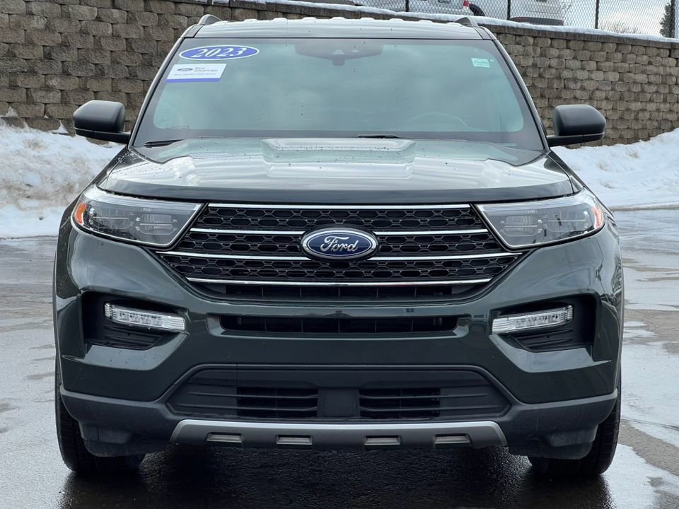 Certified 2023 Ford Explorer XLT w/ Equipment Group 202A image 7