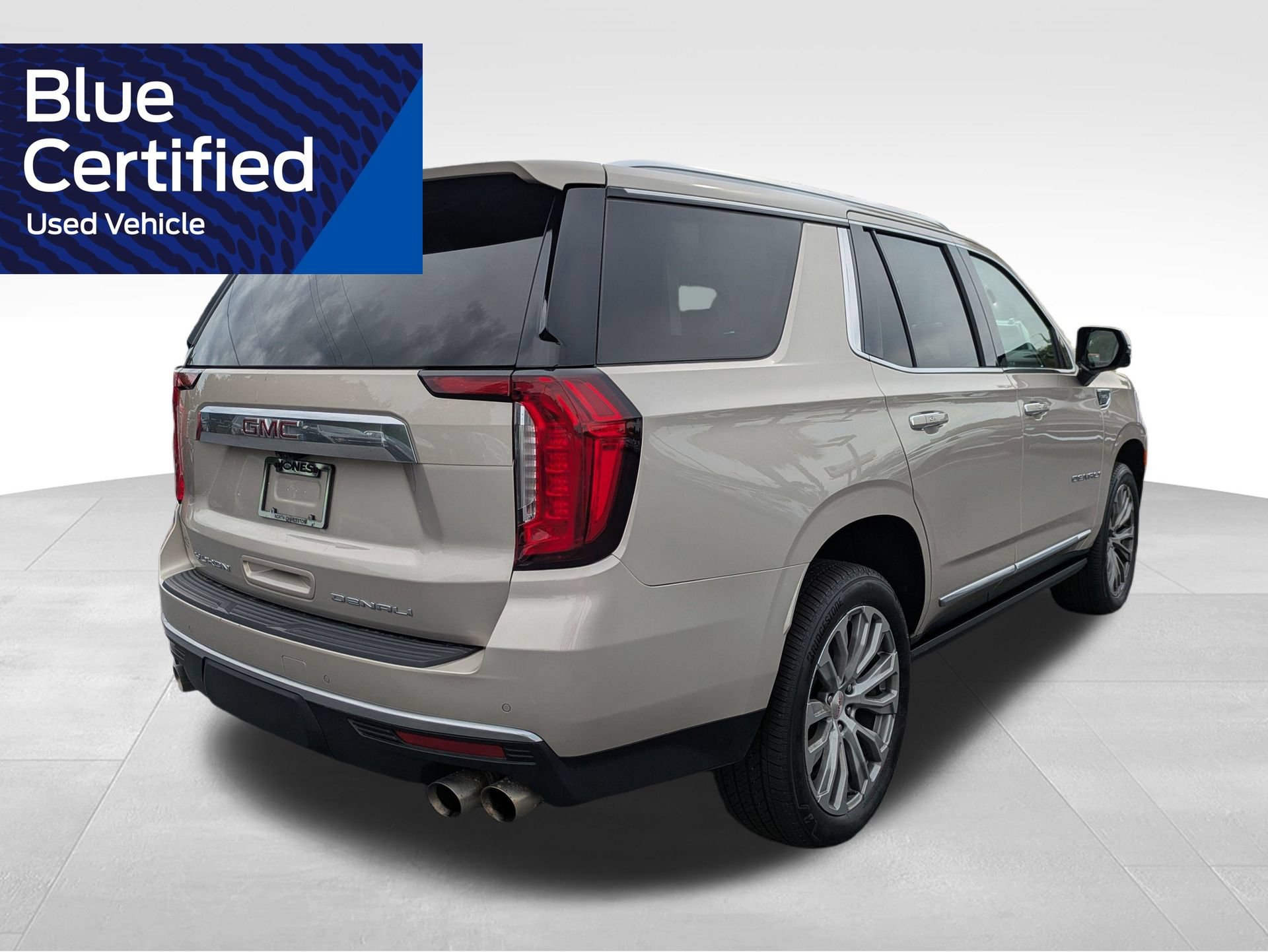 Used 2021 GMC Yukon Denali w/ Denali Premium Package AWD/4WD image 5
