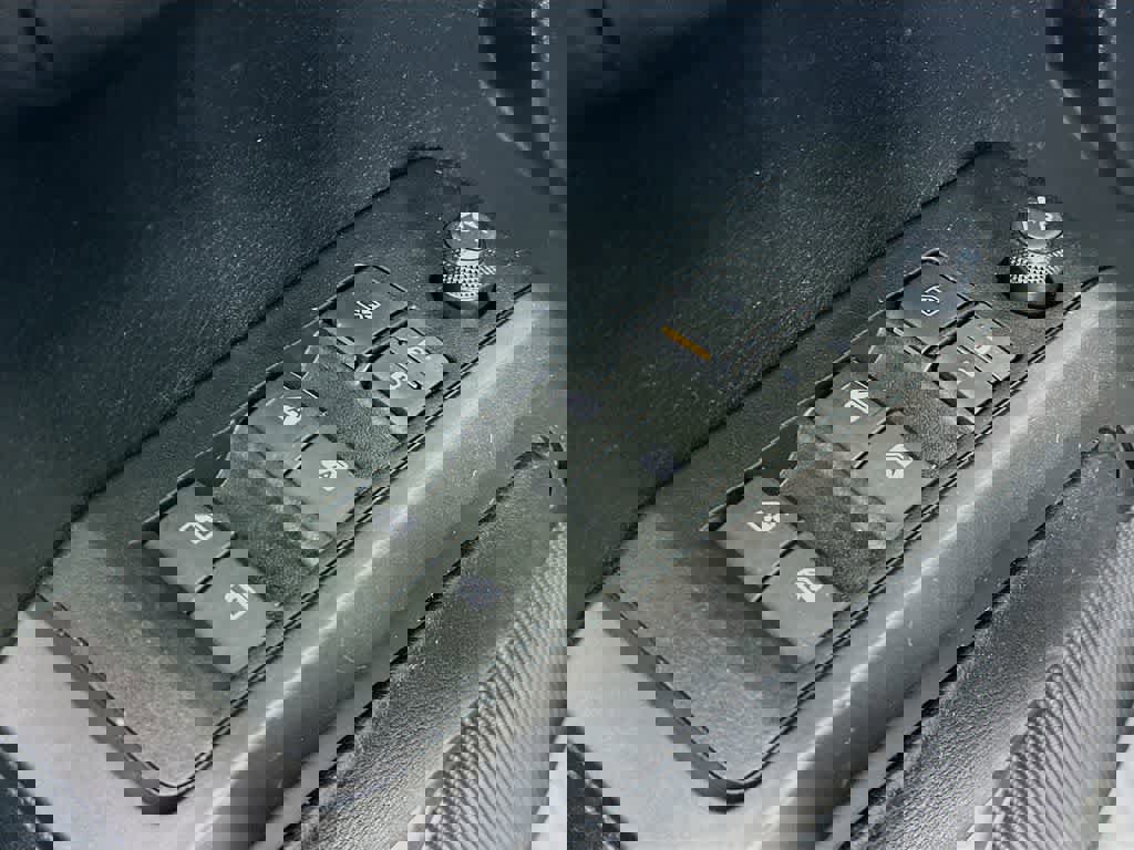 Used 2021 Toyota Tacoma TRD Sport image 28