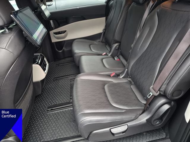 Used 2024 Kia Carnival SX FWD image 30