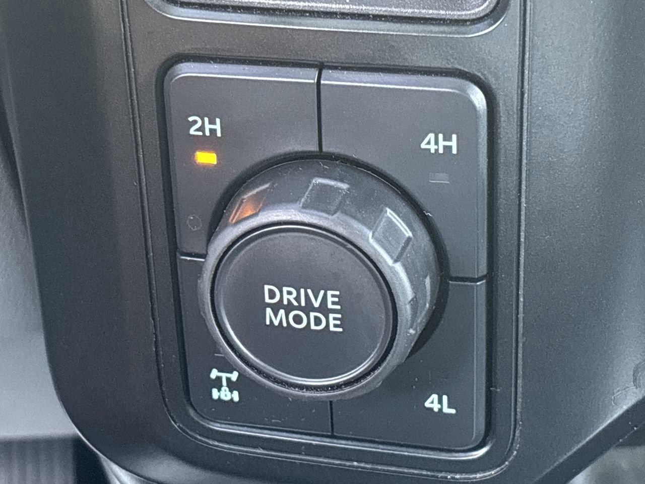 Certified 2023 Ford F250 XLT w/ XLT Premium Package image 39