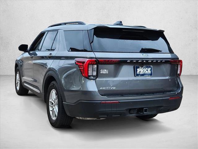 Certified 2025 Ford Explorer Active image 7