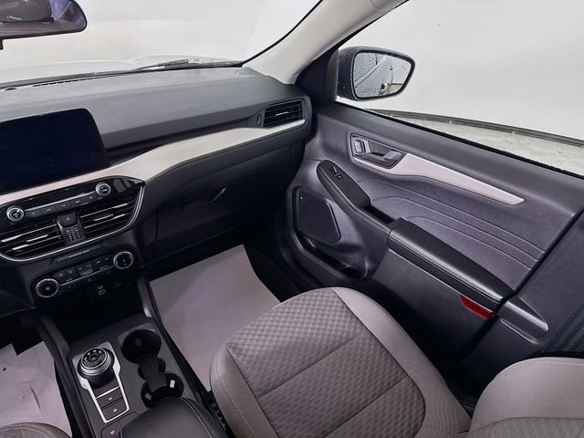 Certified 2022 Ford Escape SE w/ Cold Weather Package image 22