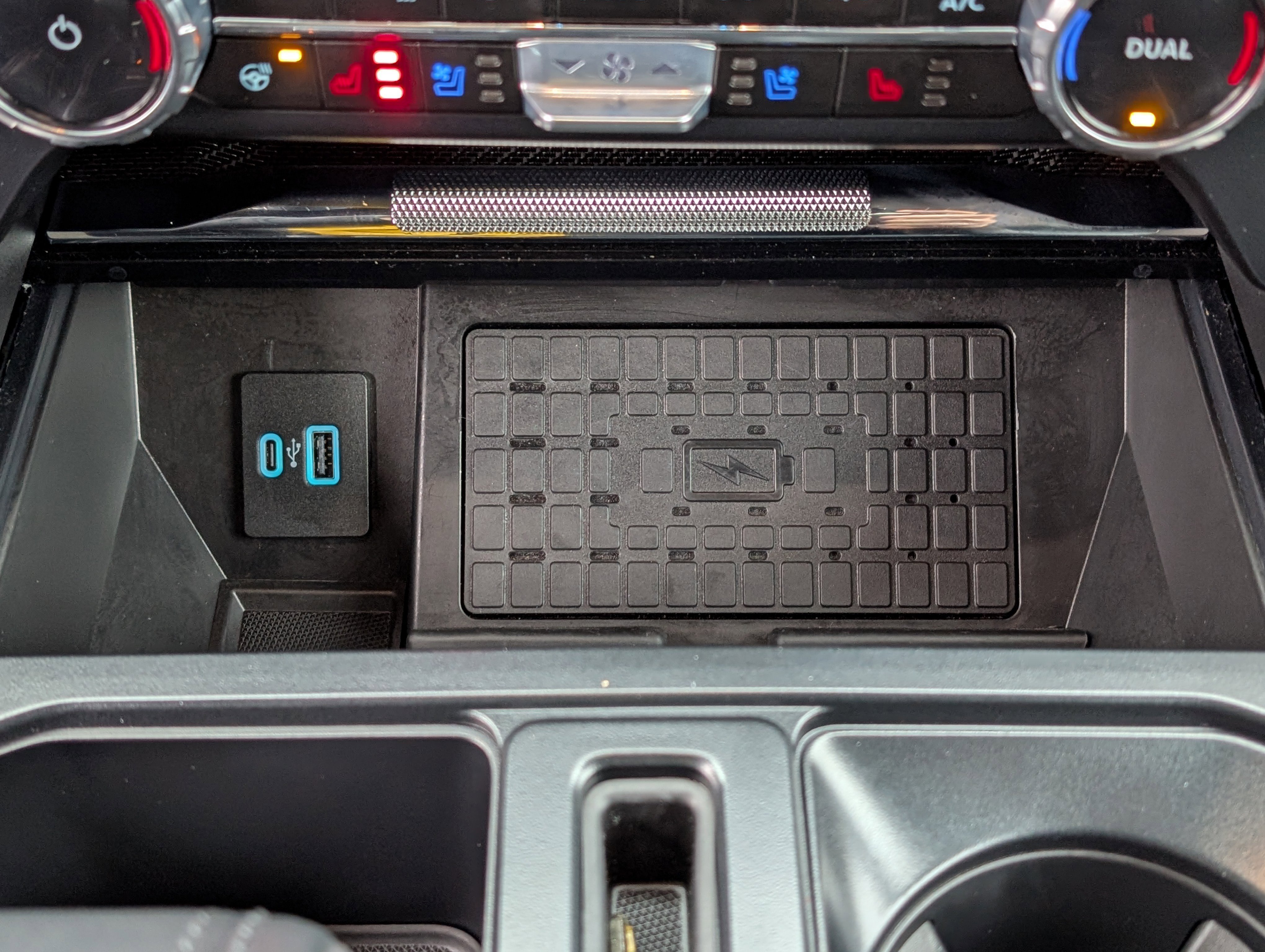 Certified 2023 Ford F150 Raptor w/ Raptor 37 Performance Package image 33