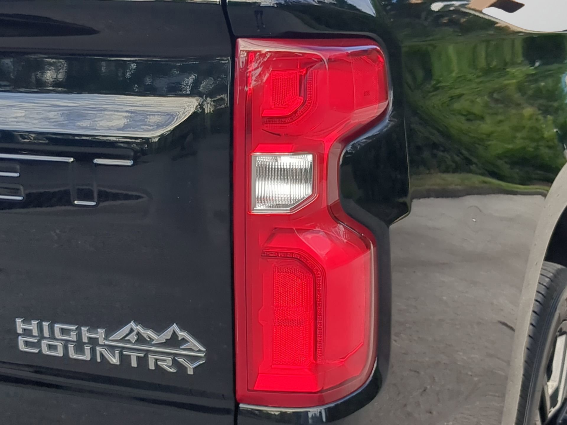 Used 2019 Chevrolet Silverado 1500 High Country w/ Technology Package image 45