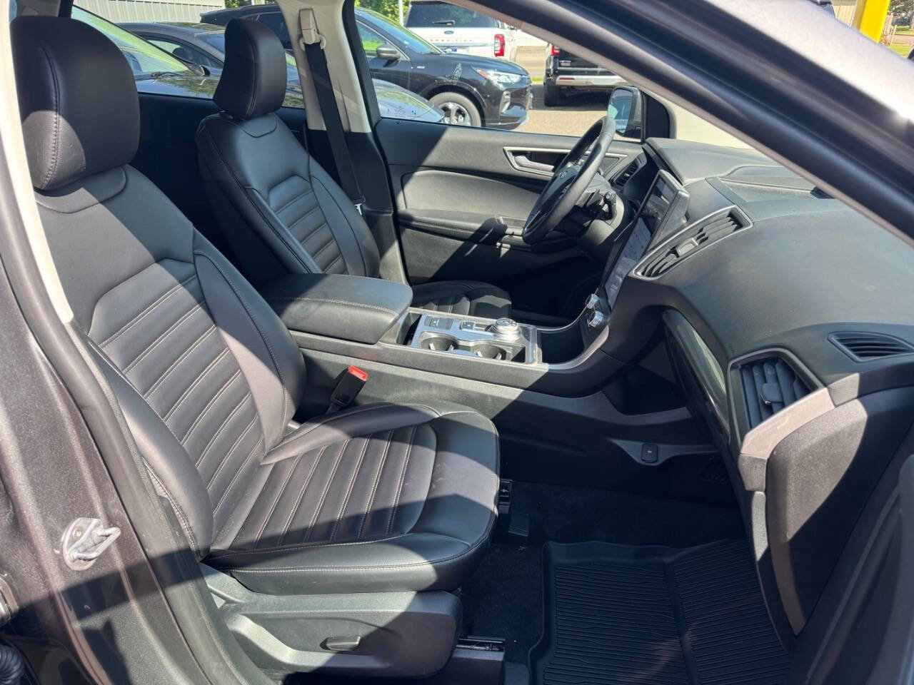 Certified 2024 Ford Edge SEL w/ Convenience Package AWD/4WD image 29