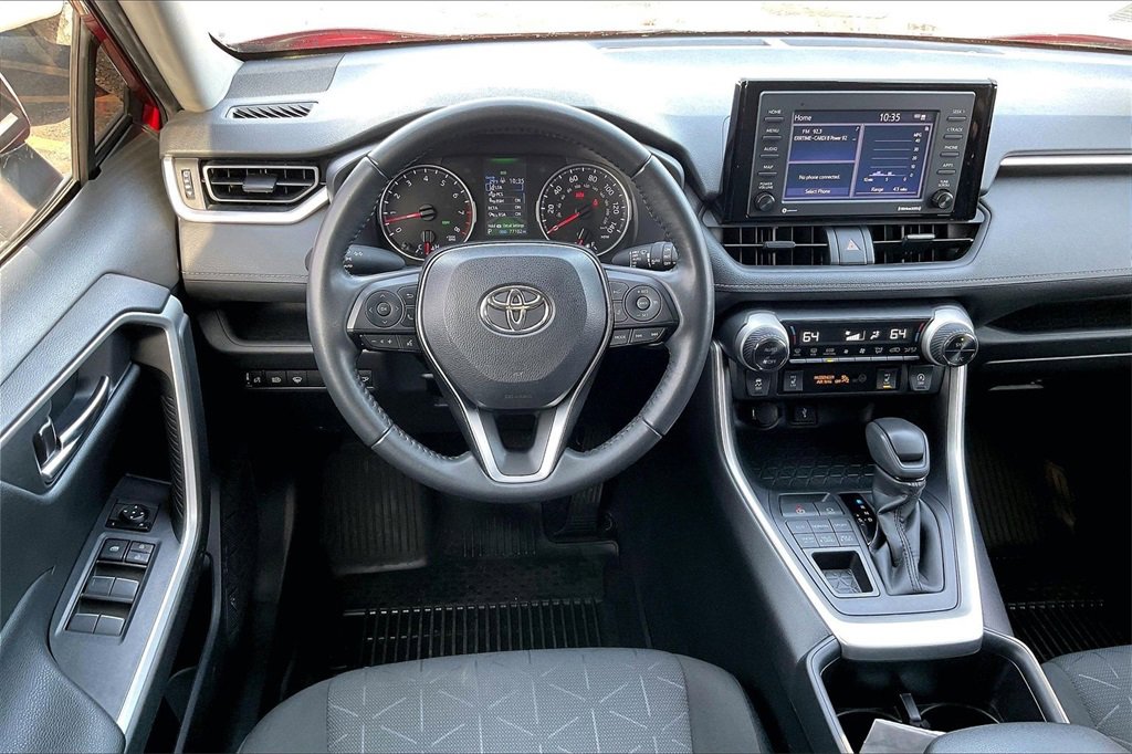 Used 2022 Toyota RAV4 XLE image 4