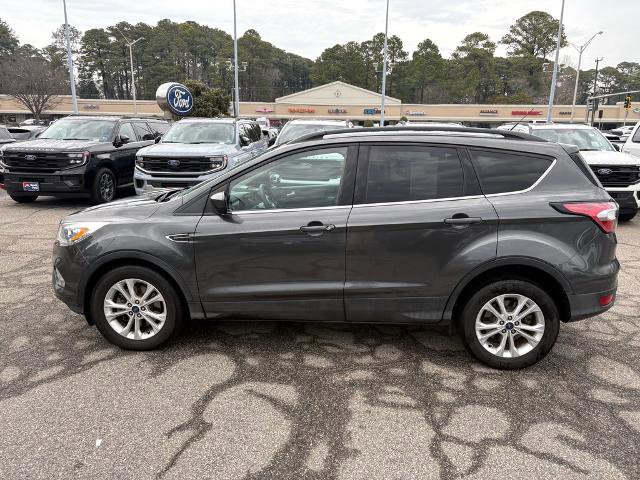 Certified 2017 Ford Escape SE w/ Equipment Group 201A image 7